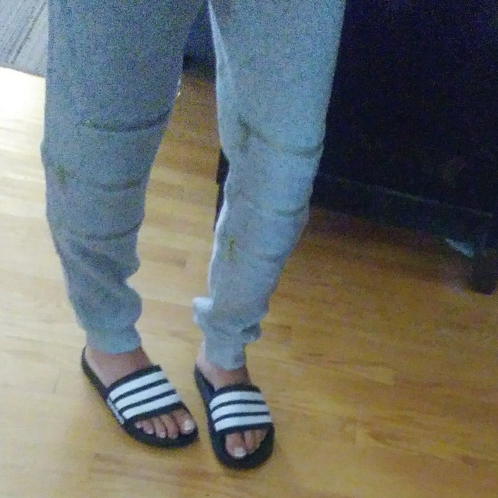 Gray joggers with zippers NWOT Sz Small